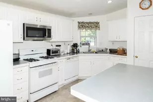 25 Knollwood Dr, Mays Landing, NJ 08330 - Photo 11