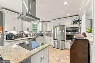 33 E Delancy Ct, Mays Landing, NJ 08330 - Photo 17