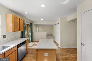 125 Woodberry Dr, Egg Harbor Township, NJ 08234 - Photo 33
