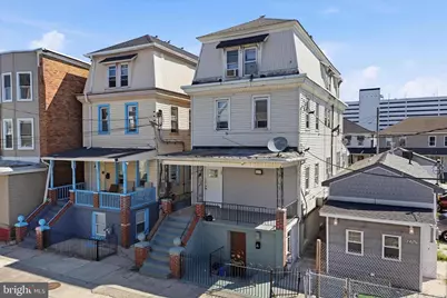 27 S Florida Avenue, Atlantic City, NJ 08401 - Photo 1