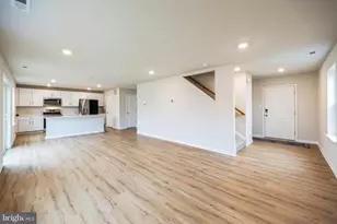107 Malibu Dr, Egg Harbor Township, NJ 08234 - Photo 5