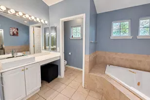 304 Blossom Cir, Egg Harbor Township, NJ 08234 - Photo 11