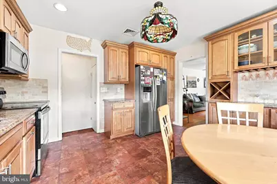 212 Boston Avenue, Egg Harbor City, NJ 08215 - Photo 9