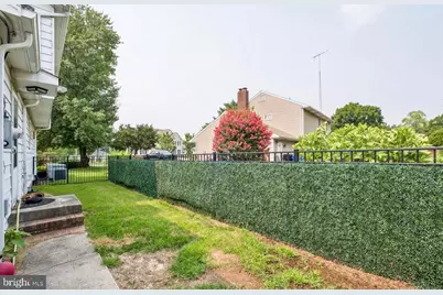 11 Queens Lane, Hammonton, NJ 08037 - Photo 7