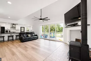 811 Darmstadt Ave, Egg Harbor City, NJ 08215 - Photo 23