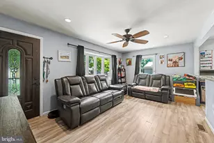 508 Cushman Ave, Williamstown, NJ 08094 - Photo 3