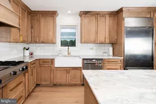 2260 7th Ave, Hammonton, NJ 08037 - Photo 9
