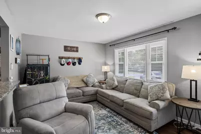 112 E Colton Lane, Williamstown, NJ 08094 - Photo 5