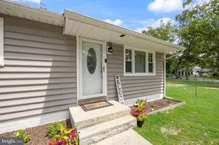 112 E Colton Ln, Williamstown, NJ 08094 - Photo 3