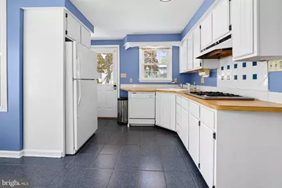 4 Water Street, Egg Harbor Township, NJ 08234 - Photo 9