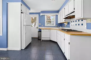 4 Water St, Egg Harbor Township, NJ 08234 - Photo 9