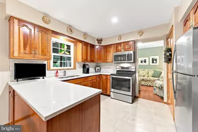 528 Columbia Road, Egg Harbor City, NJ 08215 - Photo 7