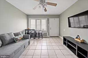 9401 Pacific Ave, Margate City, NJ 08402 - Photo 3