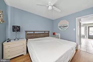 9401 Pacific Ave, Margate City, NJ 08402 - Photo 9