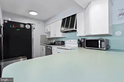 236 N Derby Avenue, Ventnor City, NJ 08406 - Photo 11