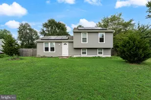 5913 Maple Dr, Mays Landing, NJ 08330 - Photo 1