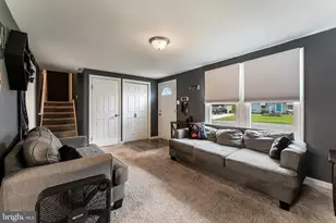 5913 Maple Dr, Mays Landing, NJ 08330 - Photo 7