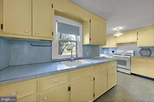 210 W Church St, Absecon, NJ 08201 - Photo 17