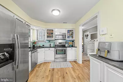 711 E Cooper Ferry Court, Galloway, NJ 08205 - Photo 9