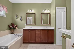 70 Burnside Dr, Egg Harbor Township, NJ 08234 - Photo 27