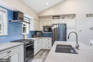 303 Knollwood Dr, Egg Harbor Township, NJ 08234 - Photo 13