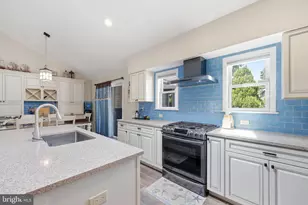 303 Knollwood Dr, Egg Harbor Township, NJ 08234 - Photo 11