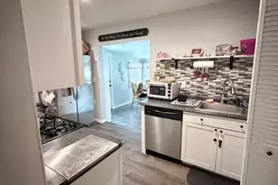 304 Kings Ln, Williamstown, NJ 08094 - Photo 11