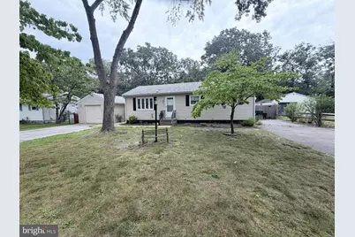 304 Kings Lane, Williamstown, NJ 08094 - Photo 1