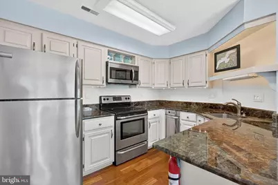 802 Harbour Cv Cove, Somers Point, NJ 08244 - Photo 13