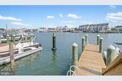 444 W Shore Drive #APT 4, Brigantine, NJ 08203 - Photo 3