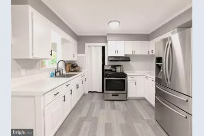 312 E Ridgewood Avenue, Absecon, NJ 08205 - Photo 19