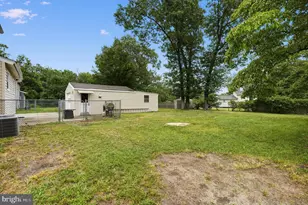 402 Woodlawn Ave, Williamstown, NJ 08094 - Photo 45
