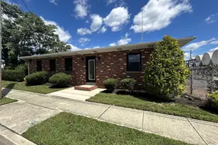 95 Lincoln Ave, Hammonton, NJ 08037 - Photo 1