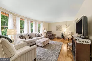 348 E Upland Ave E, Absecon, NJ 08205 - Photo 7