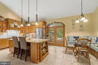 348 E Upland Avenue E, Absecon, NJ 08205 - Photo 9