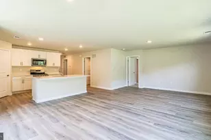 219 Huntington Dr, Egg Harbor Township, NJ 08234 - Photo 17