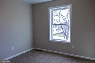 207 Sumner St, Buena, NJ 08326 - Photo 9
