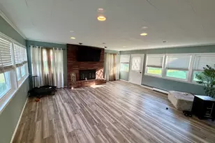 654 Peach St, Hammonton, NJ 08037 - Photo 13