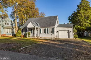 422 Line St, Hammonton, NJ 08037 - Photo 7