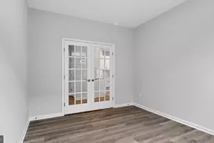 215 Huntington Dr, Egg Harbor Township, NJ 08234 - Photo 3