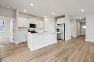 2 Santa Monica Rd, Egg Harbor Township, NJ 08234 - Photo 5