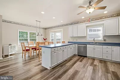 214 S Roosevelt Boulevard, Brigantine, NJ 08203 - Photo 17