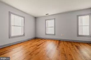 108 Vine St, Hammonton, NJ 08037 - Photo 9