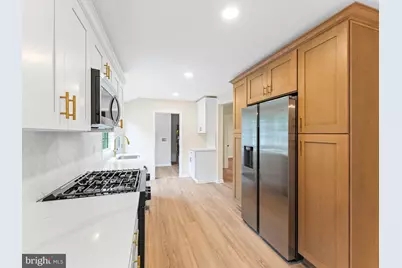 306 Wiltshire Drive, Williamstown, NJ 08094 - Photo 11