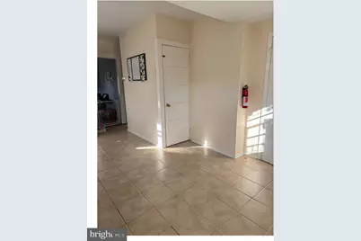 14 E Pierson Avenue, Somers Point, NJ 08244 - Photo 9