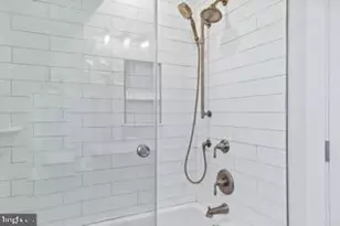 8 N Buffalo Ave, Ventnor City, NJ 08406 - Photo 15