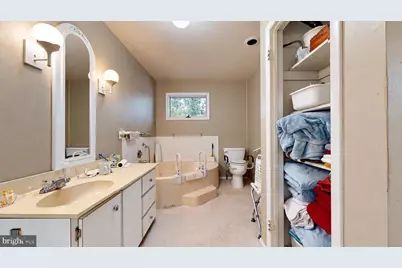 29 Broadway, Somers Point, NJ 08244 - Photo 17