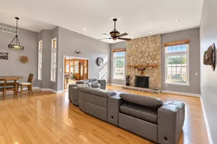 290 Myrtle N St, Hammonton, NJ 08037 - Photo 3