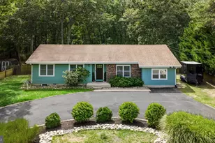 244 E Upland Ave, Absecon, NJ 08205 - Photo 1