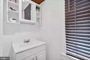 301 Farragut Ave, Mays Landing, NJ 08330 - Photo 17